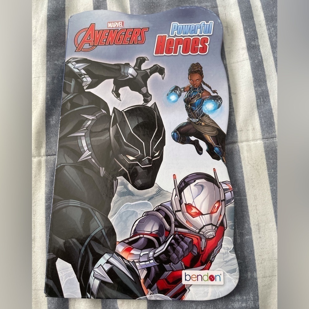 Marvel Avengers Powerful Heros board book